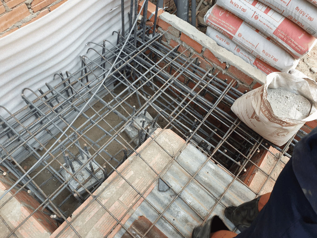 đổ bê tông móng