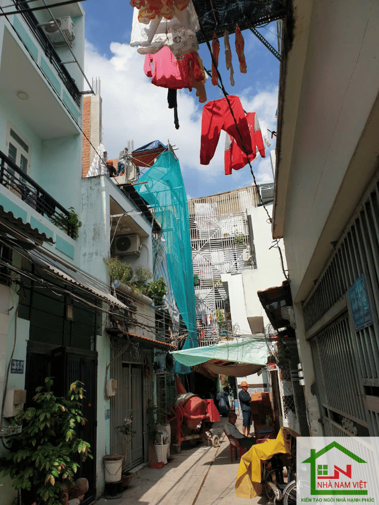 XÂY NHÀ TRONG HẺM nhỏ khó khăn