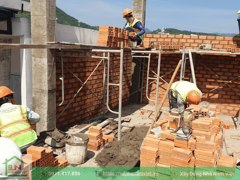 xây nhà phần thô